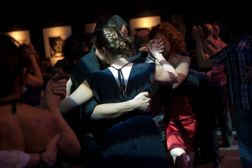 ambiance bal tango Argentin robe noir